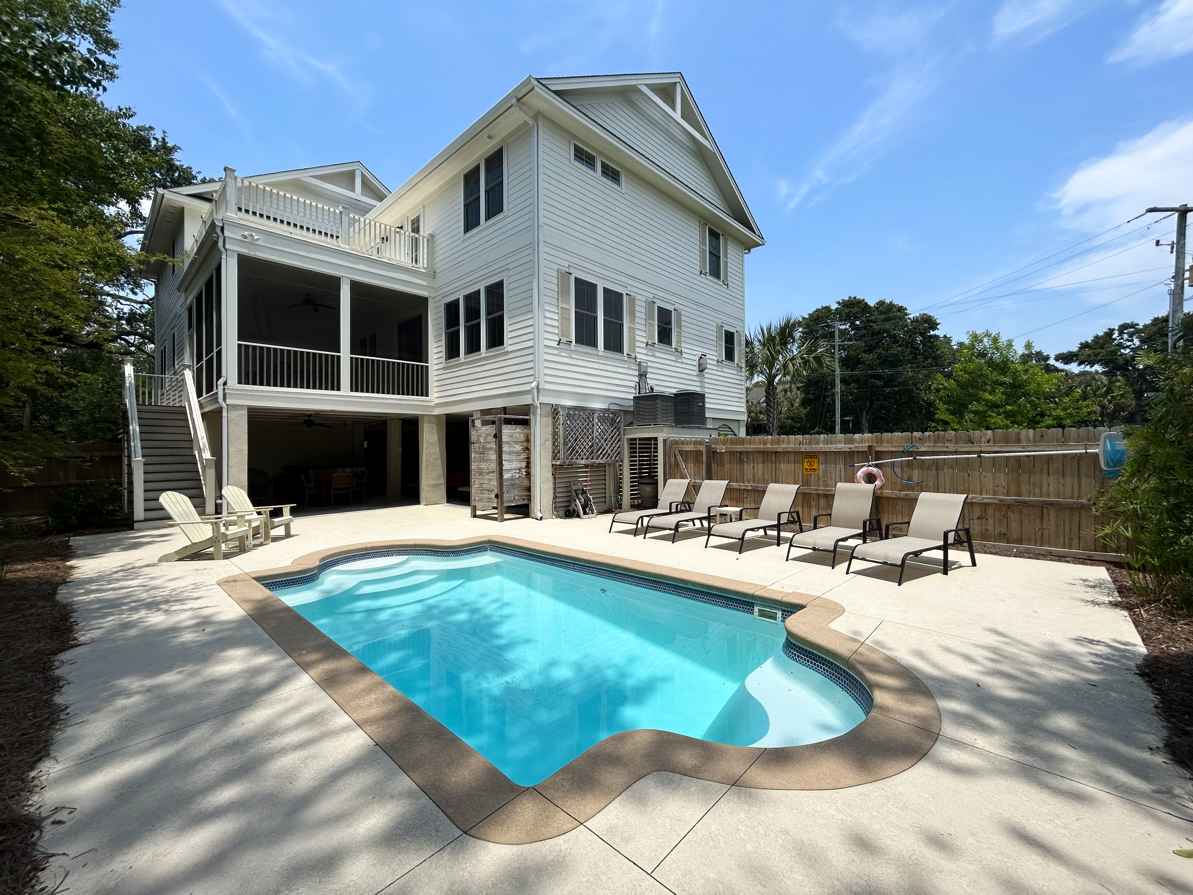 Special Property Rare Savings: 15% off at 17-30th Ave